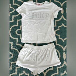 Juicy Couture - Plushy White Matching Set Sleepwear